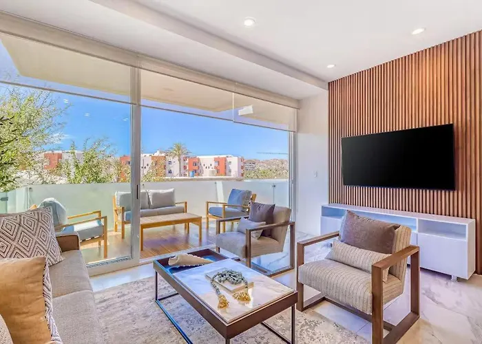 Stylish 3br Downtown Cabo Walk Everywhere * Cabo San Lucas