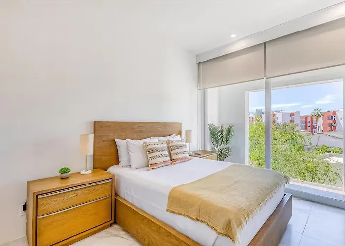 Ferienhaus Stylish 3br Downtown Cabo Walk Everywhere *