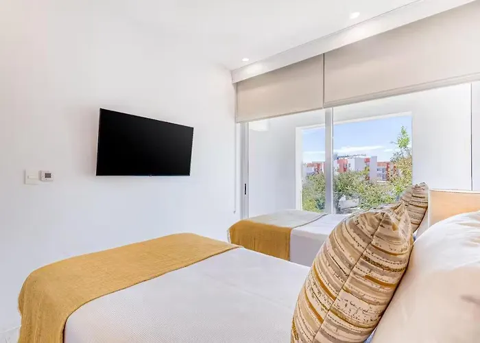 Stylish 3br Downtown Cabo Walk Everywhere * Cabo San Lucas
