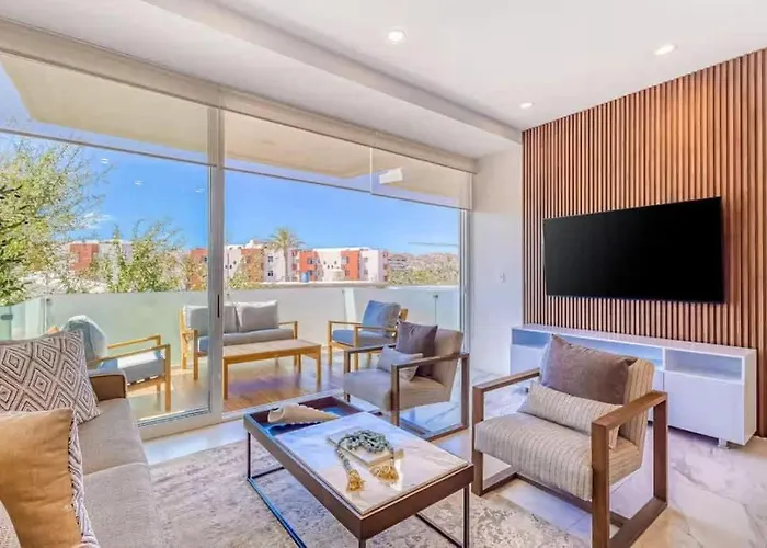 Stylish 3br Downtown Cabo Walk Everywhere